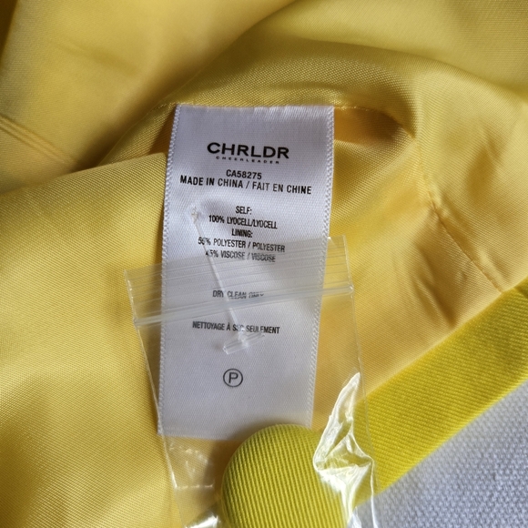 CHRLDR I NWT M Bright Yellow Janet Ovwrsized Lyocell Blazer - Picture 7 of 9